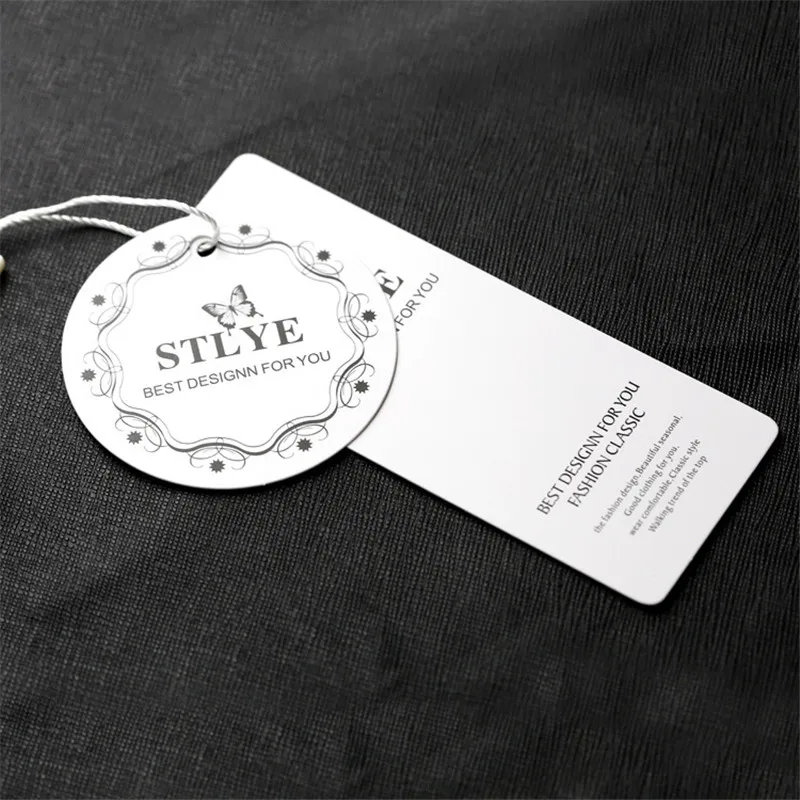 Factory Custom 2026 INS Hot Seal Fashion logo Hang Tag Recycled Paper Name Card Clothing Hang Tag