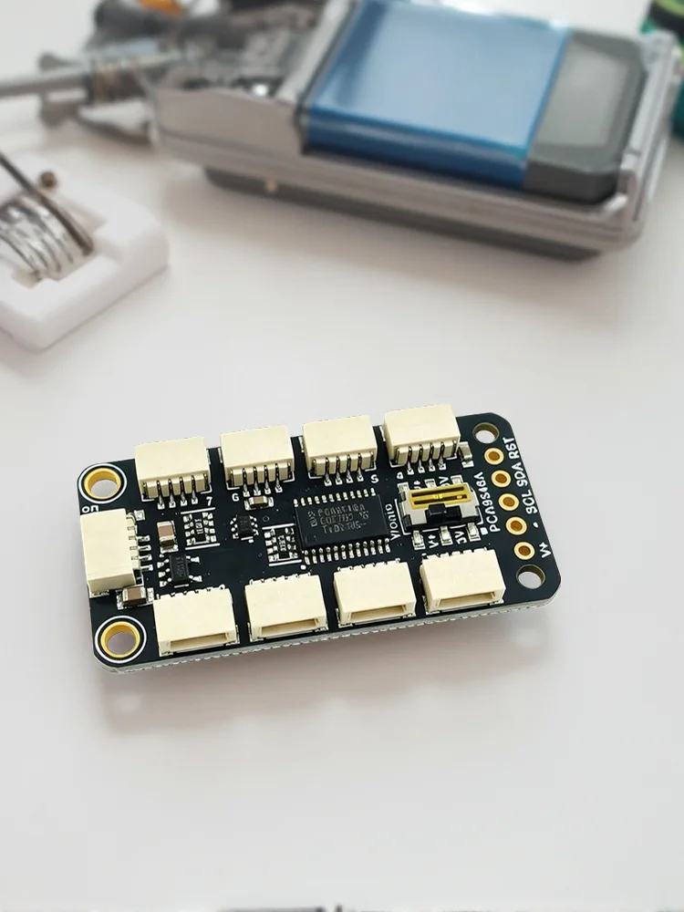 1 SZT. 3 SZT. PCA9548 8-kanałowy multiplekser I2C Moduł interfejsu STEMMA QT Qwiic — zdjęcie produktu 7