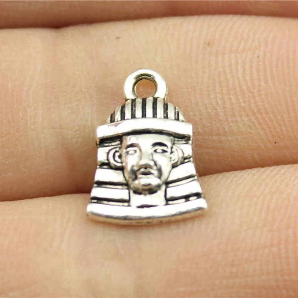 Charms Pendant Egyptian Pharaoh Chief Vintage Jewelry