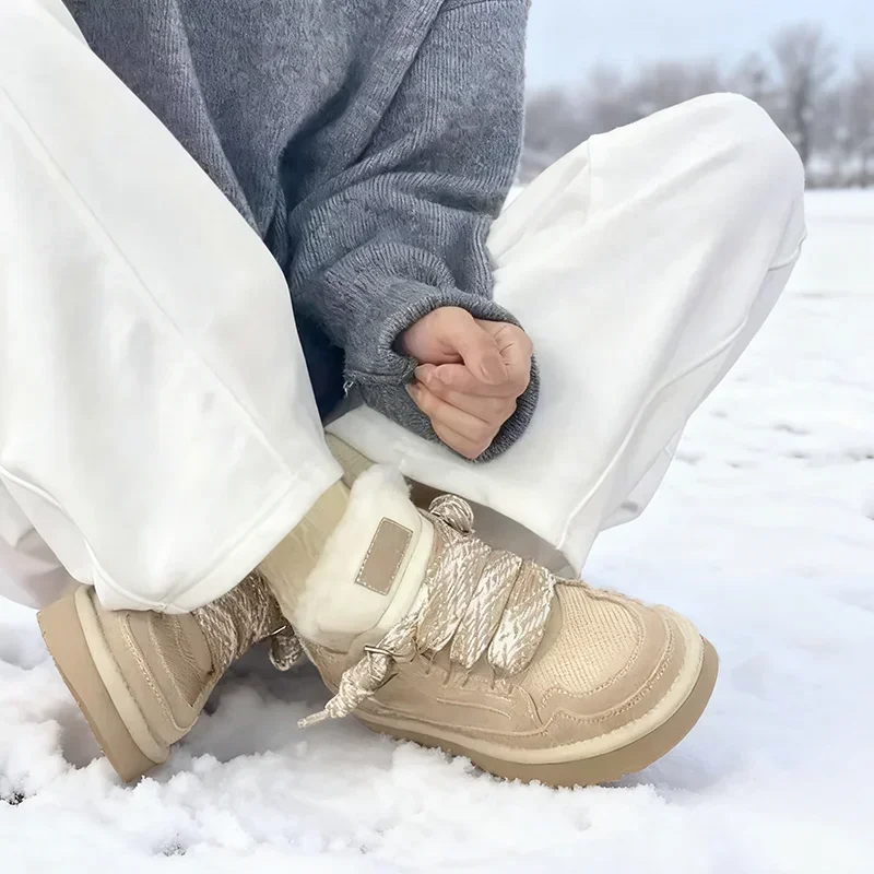 Botas de neve de inverno, sapatos de plataforma ultrapequenos, botas de neve, bowl de inverno, castanha e castanha. Sapatos tipo bowl