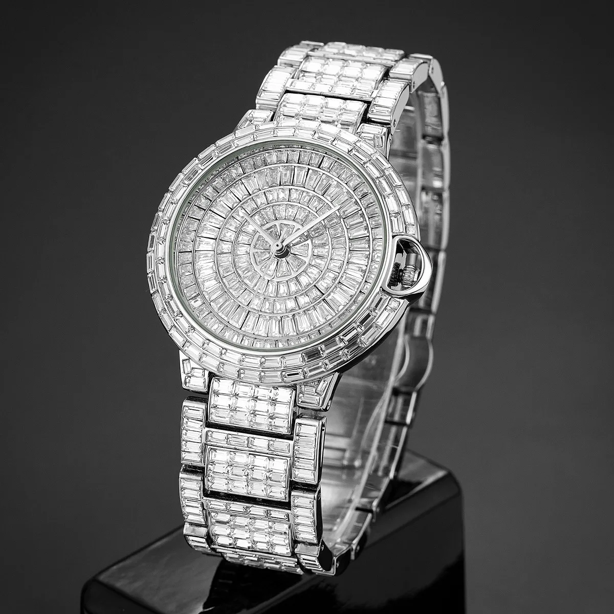 Hoogwaardige quartz horloges voor heren, prachtige zilveren en gouden rechthoekige horloges met stenen, luxe herenhorloge, sieraden.