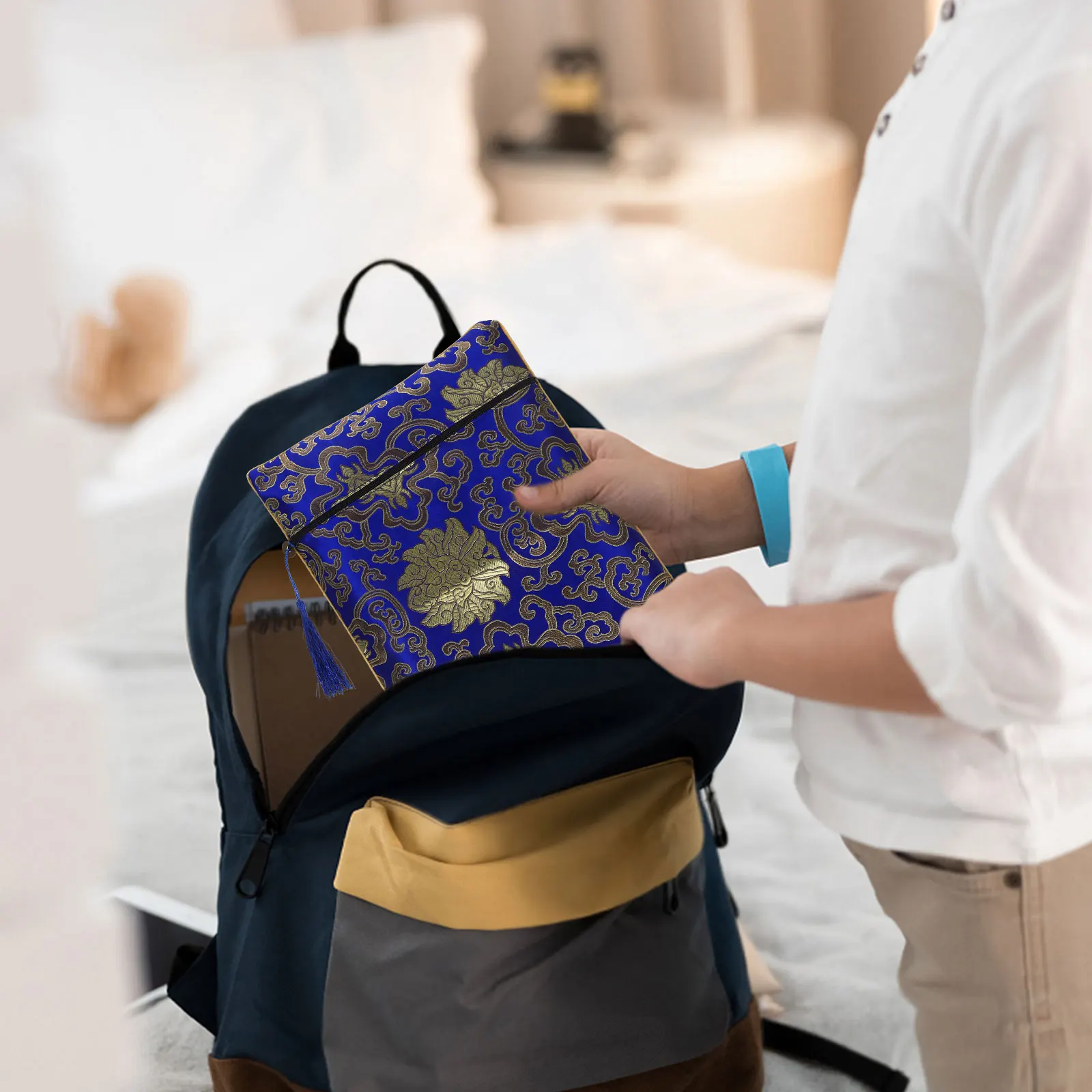 

Bible Book Bag 24x34cm Blue Flower Pattern Large Capacity Zipper Notebook Storage Pencil Case Portable Document Organizer Pen