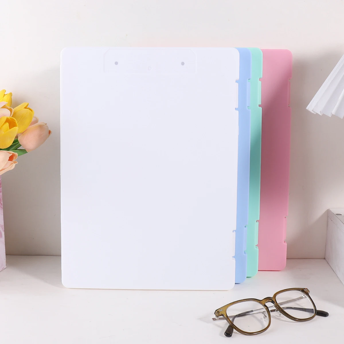 1 قطعة صندوق ملفات A4 2 في 1 أداة تنظيم تخزين المستندات والصور المحمولة بدون مشابك لوحة كتابة للاستخدام المكتبي