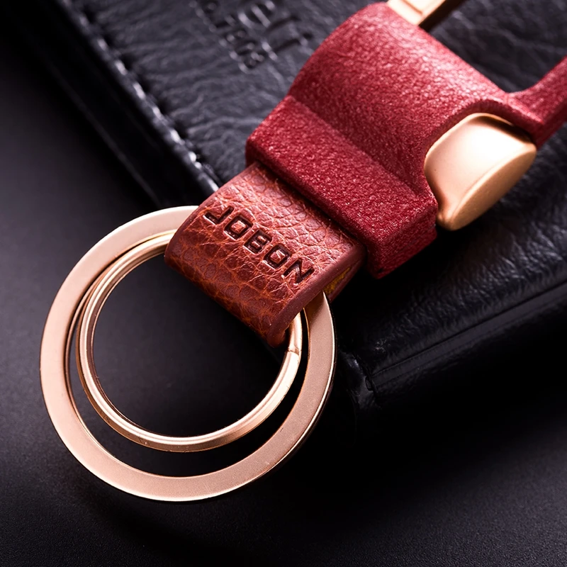 Durable Men Key Chain Custom Lettering Car Keychains Buckle Leather Classic Carabiner for Key Ring Holder Best Xmas Gift Jewelry