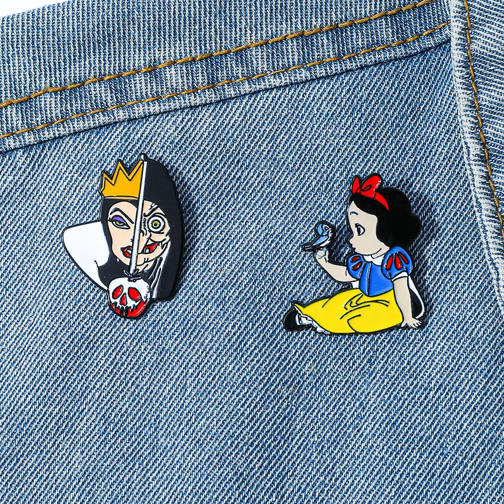 

1 Set Anime Snow White Maleficent Evil Queen Brooch Enamel Pin Metal Badge Knapsack Clothing Jewelry Decoration Holiday Gift
