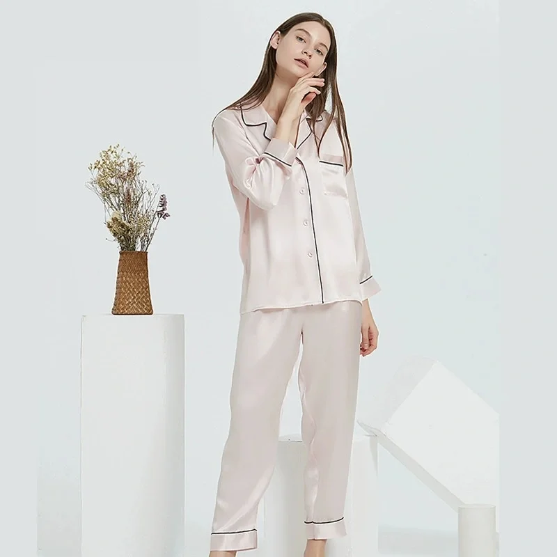 

100% Mulberry Silk Women's Long-Sleeve 2-Piece Pajama Set for Spring & Summer / 100% Mulberry Silk Women's Long-Sleeve Loungewea