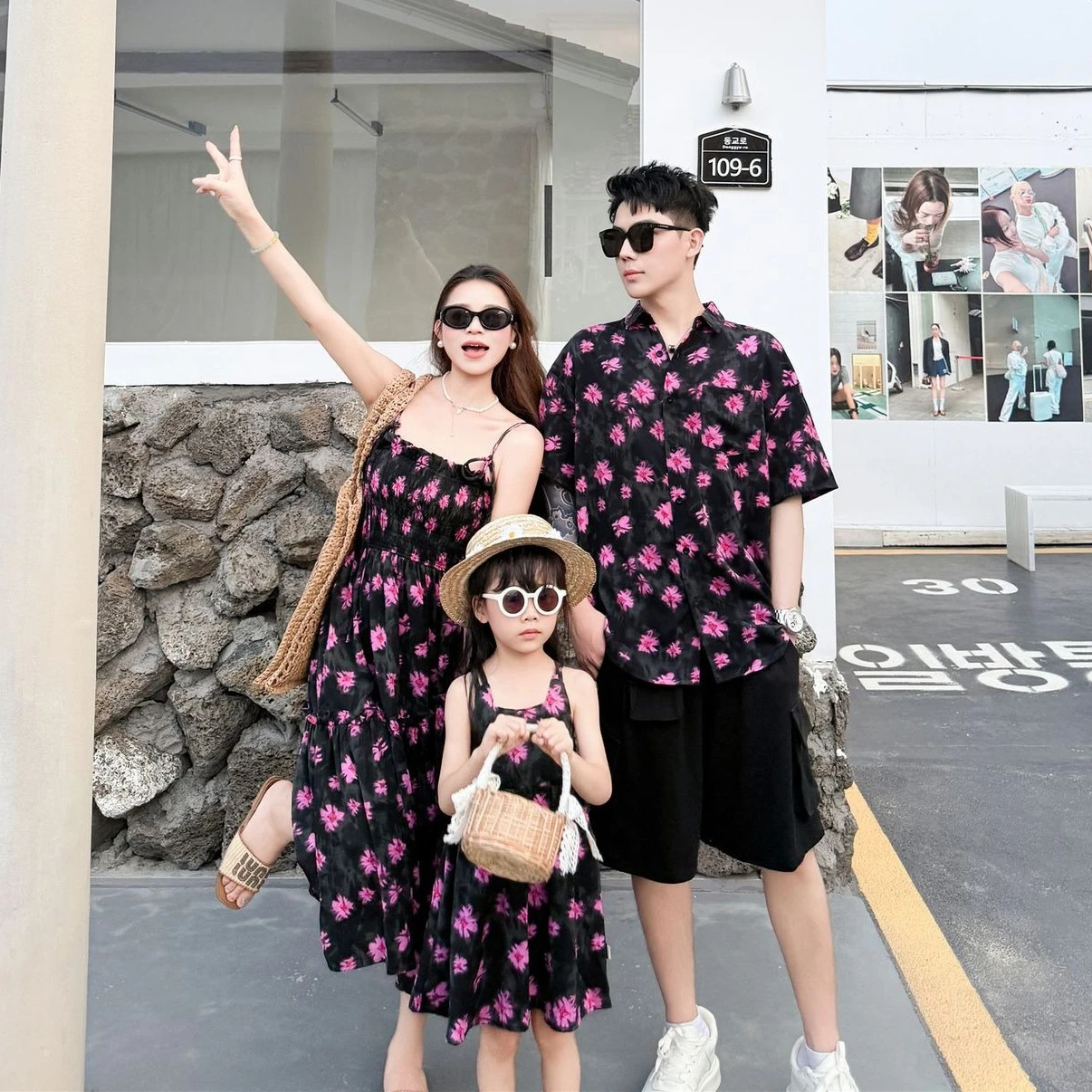 

Одинаковая одежда для пары и всей семьи, корейский халат для мамы и дочки, пляжные рубашки с цветочным принтом для папы и сына, наряд для брата и сестры