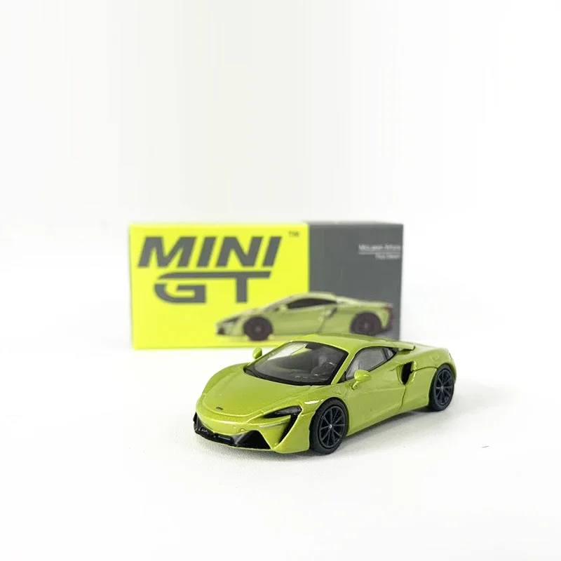 Coleção de veículos esportivos fundidos em liga de carro modelo MINIGT 1:64 # 496 LHD Maçã Verde