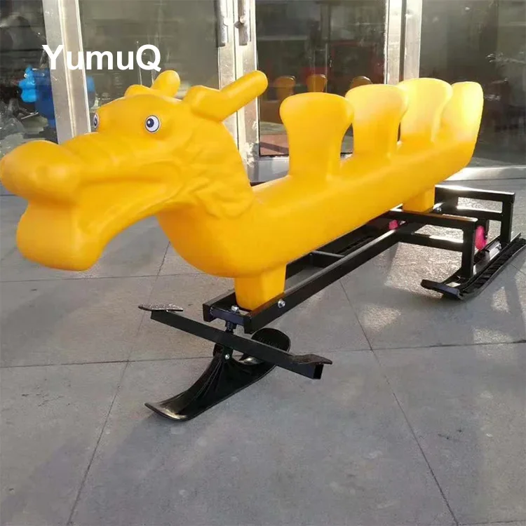 YumuQ 210*137cm Snow Dragon Boat HDPE Material + Steel Frame & Flash Pulley with Snowboard/Ice Blades Skiing for 4 Person