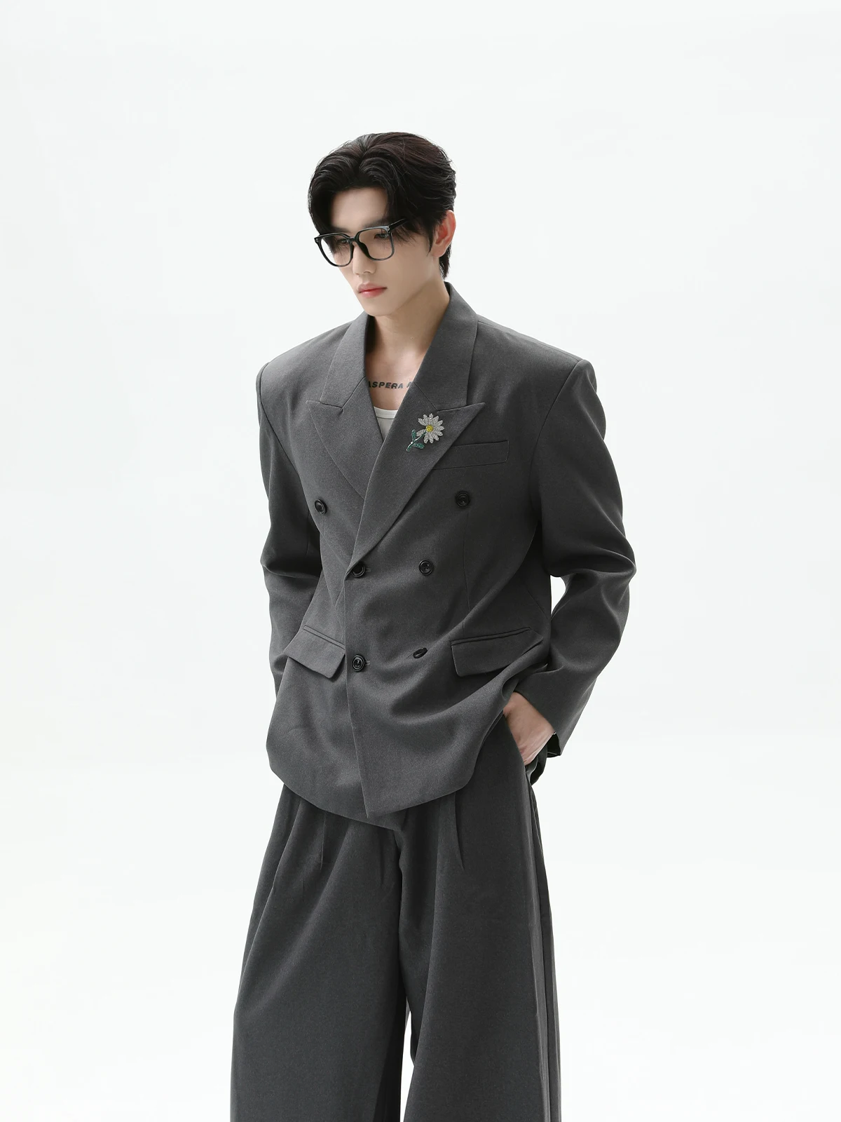 

Casual Retro Suit Set Loose Straight Leg Pants Daisy Brooch Design Loose Fit Autumn Faion Set for Teen Boys Long Sve Denim