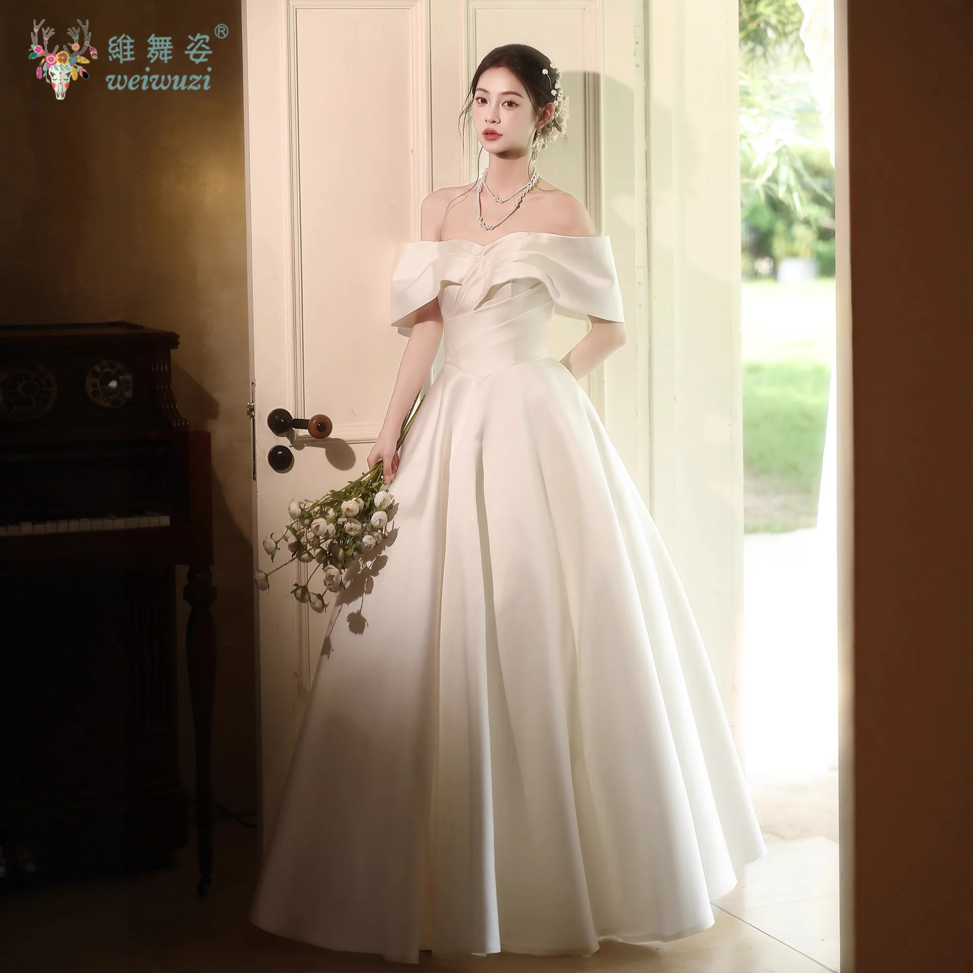 2025 novo coreano cetim simples uma palavra pescoço ombro luz vestido de casamento a linha cintura alta vestido de casamento de noivado