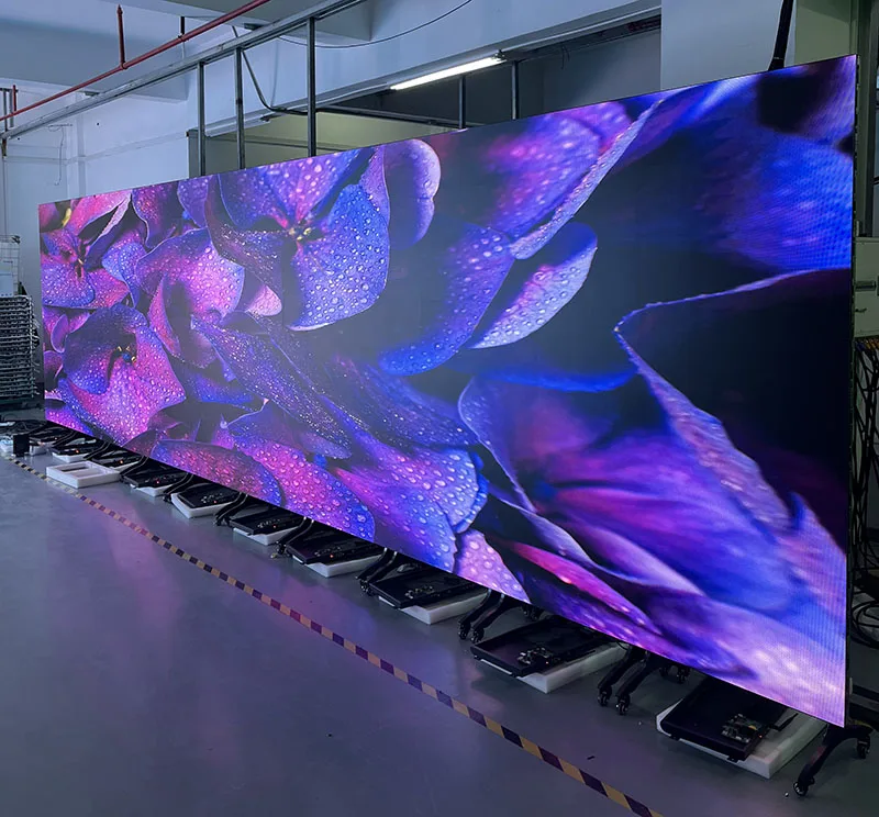 960*1920 Draagbaar Opvouwbaar LED-scherm Op Batterijen Werkende Digitale Signage Verticaal LED-scherm LED-posterdisplay