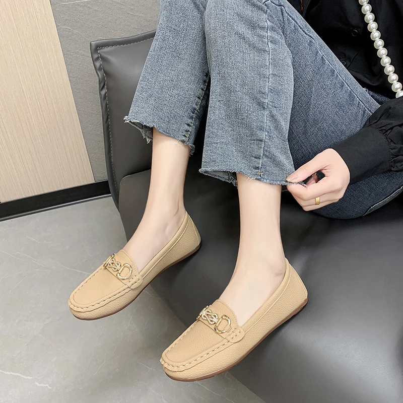 Fashion Chain Design Flat Loafers Leisure Women\'s Shoes Wear Out PU Leather Shoes Classic Shallow Mouth Shoes 2023 New Flats