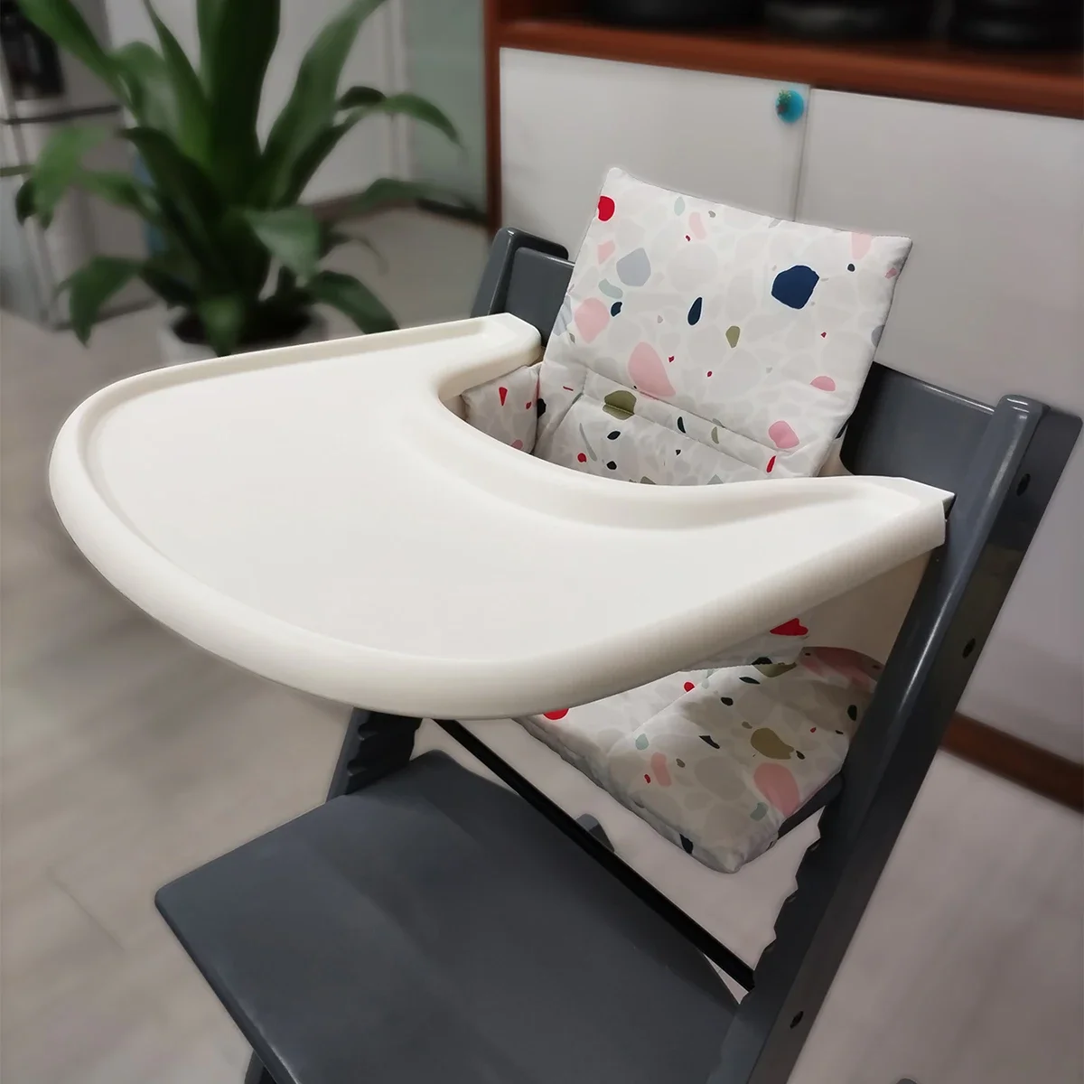 Baby Seat Tray For Stokke Tripp Trapp Highchair Used As A Snack Plate or Toy Tray Storage Rack Vacuum Adsorption