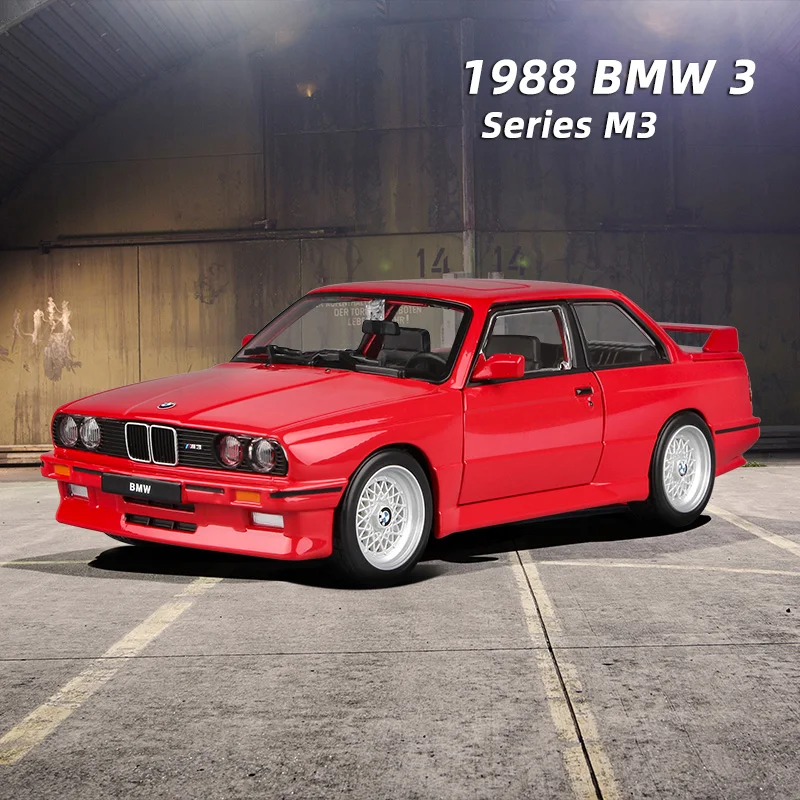 

Bburago 1:24 BMW M3 E30 1988 3 Series Supercar Alloy Car Static Diecasts Vehicles Model Miniature Scale Collectible Toy