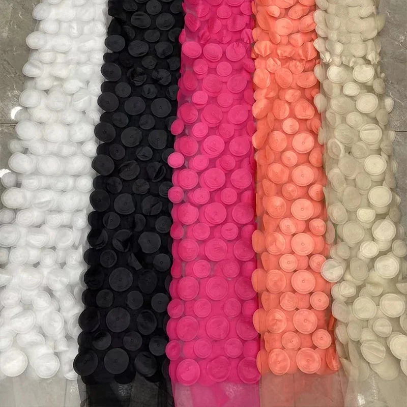 ヨーロッパスタイルのレーザー3d刺繍、マルチカラーの円形メッシュ生地、アフリカレースデザイナー生地、女性用ドレスdiy縫製用