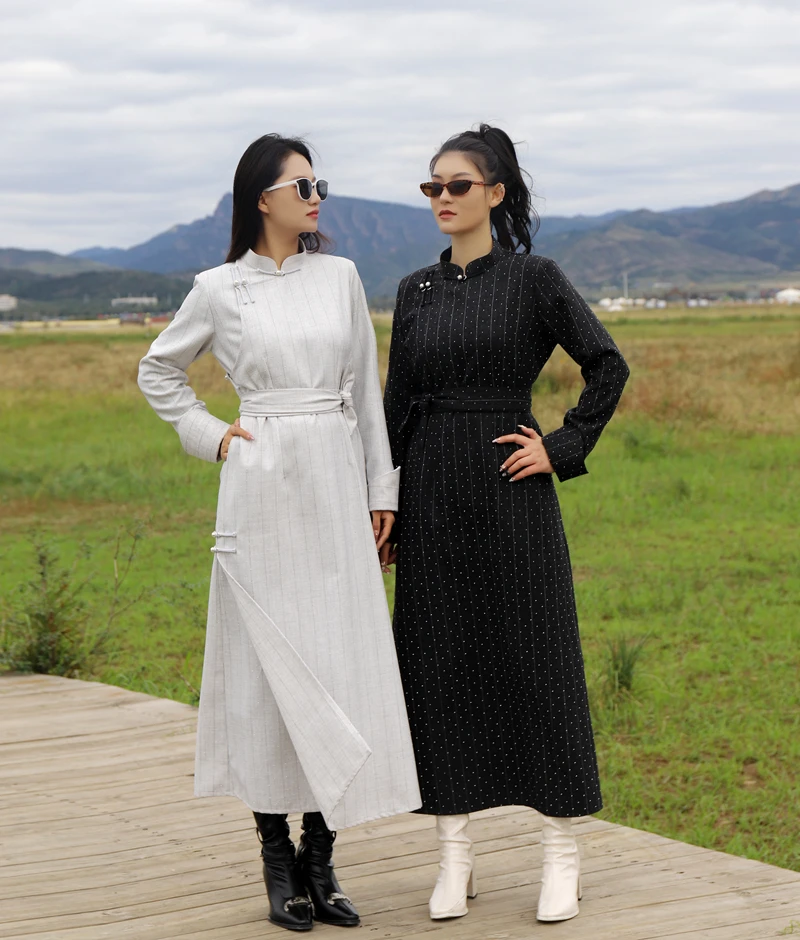 

Women's Mongolian-Inspired Fashion Dress with Vertical Stripes Handcrafted Robe Mongolia Girl Modern Ethnic Style Gown in041