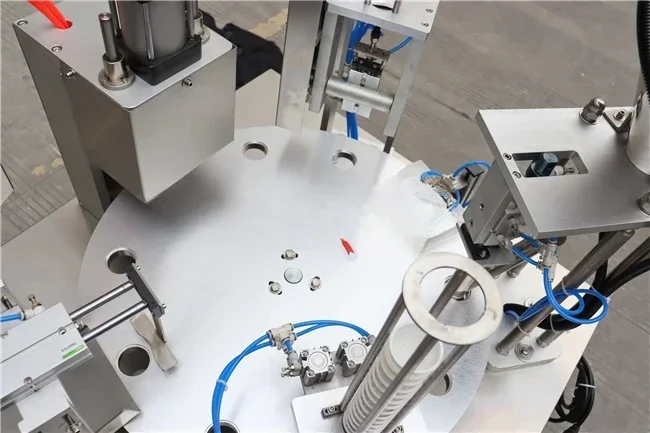 Stainless Steel Coffee Cup Filling Machine Honey Spoon Filling and Sealing Machine Jam Paste Filling Machine