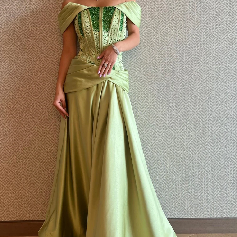 Customized Exquisite Pleats Crystal Off the Shoulder Evening Dresses Temperament Green A-Line Satin Short Sleeves Party Gowns