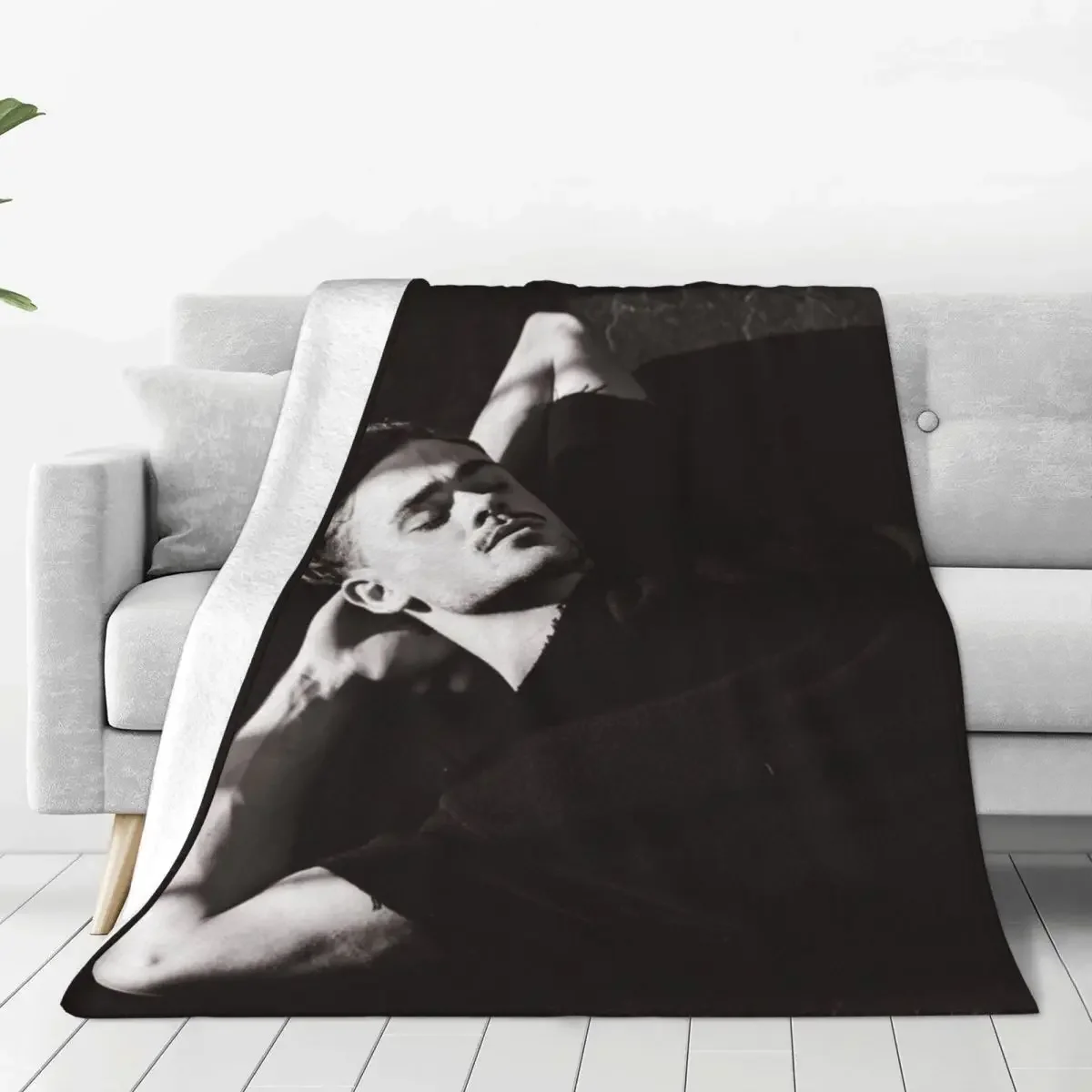 

Dacre Montgomery Blanket Fleece Decoration Photo Collage Breathable Lightweight Throw Blanket for Bedding Bedroom Bedding Throws