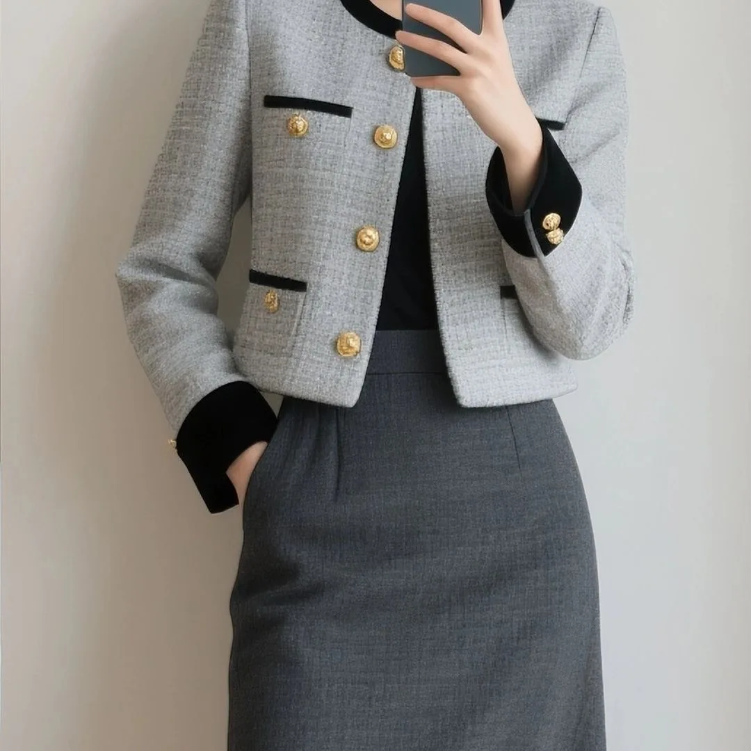 Elegant Fashionable Short Coat Top for Women Autumn Spring Outerwear Polyester Fiber Trendy Style Compact Size Ladies Jacket