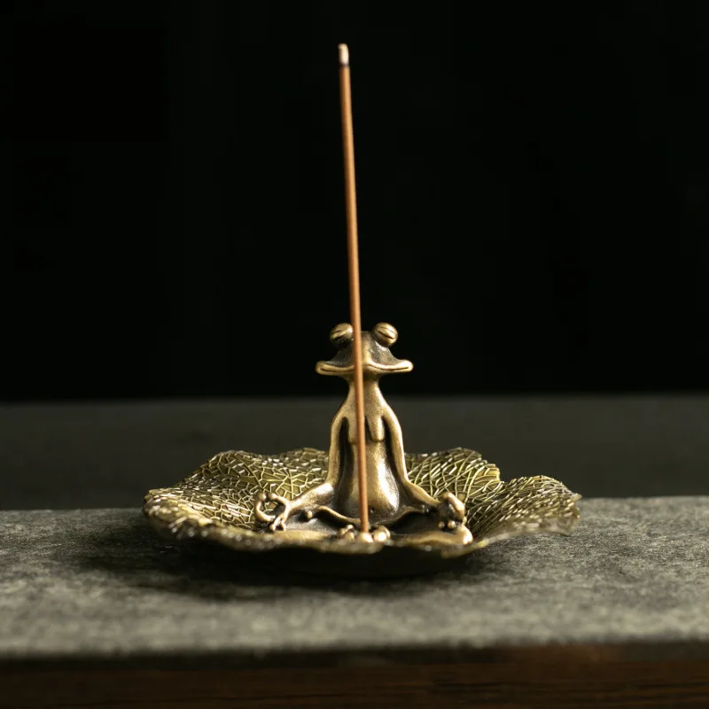 Quemador de incienso de reflujo de rana Zen con Base de hoja de loto, soporte de incienso de rana de aleación, adornos de decoración del hogar de meditación Zen de Metal