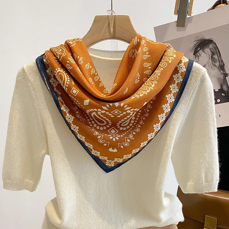 Sciarpa quadrata da donna con stampa anacardi versatile da 70 cm, moda sottile primaverile ed estiva, sciarpa di seta imitazione traspirante, lussuosa wo