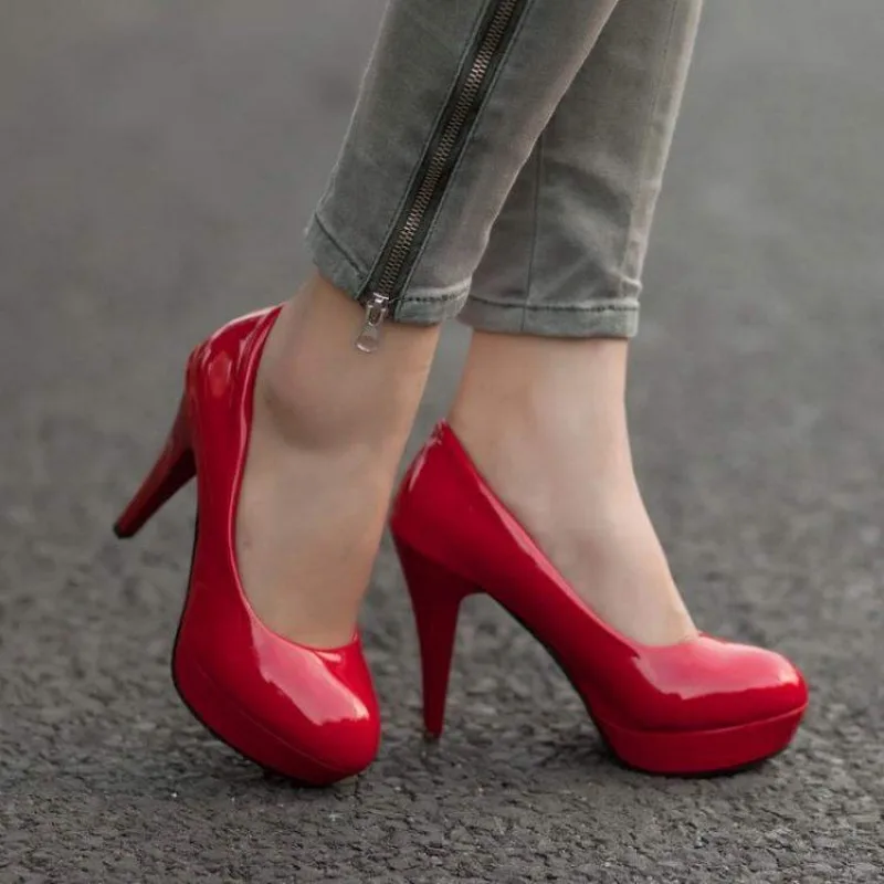 New 2023 Fashion Women Pumps Classic Patent Leather High Heels Shoes Nude Paltform Wedding Women Dress Shoe White Plus Size 42