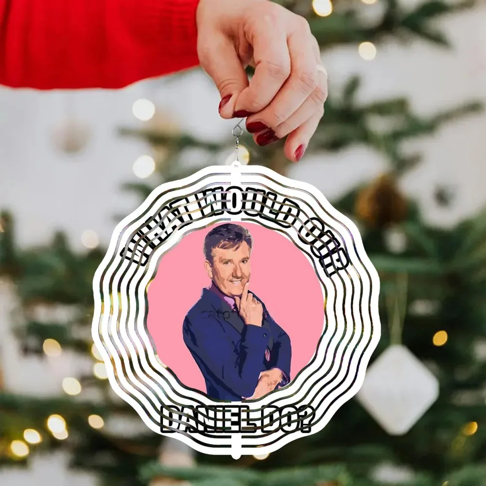 

Irish Singer Daniel O'Donnell Rotating Wind Chime, 360° Garden Decor, Rustproof Outdoor Ornament for Patio, Tribute Fan Gift