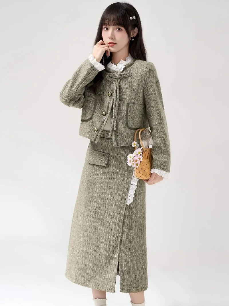 

MiiiiX Elegant Retro Jacket Long Skirt Suit Women's 2024 Autumn Design Lace Short Coat High Waist A-line Skirt Two-piece Set