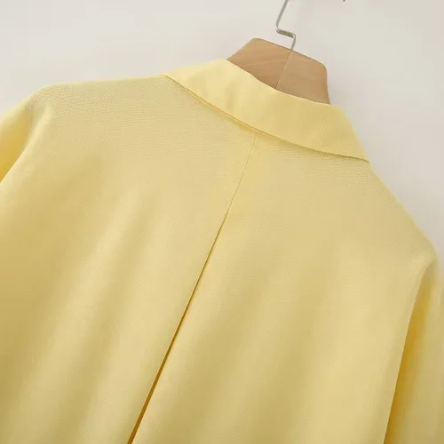 قمصان و بلوزات