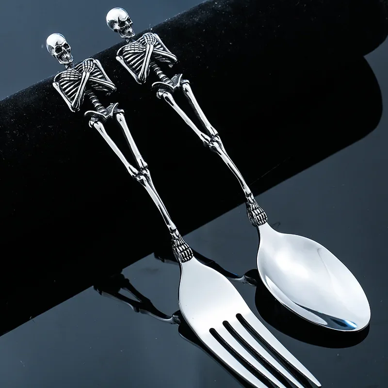 

Titanium Steel Skeleton Skull Fork Spoon Tableware Vintage Dinner Table Flatware Cutlery Set Metal Crafts Halloween Party Gifts