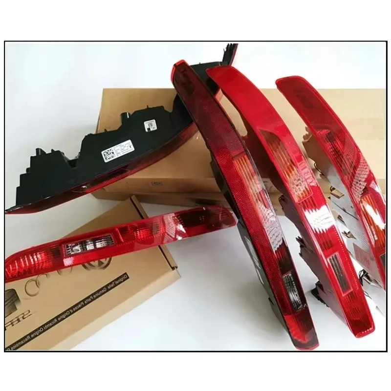 

IKJ for Car Rear Brake Light Tail Light Stop Lamp Rear Bumper Reflector LampWith Bulbs Q5 80A945069 80A945070