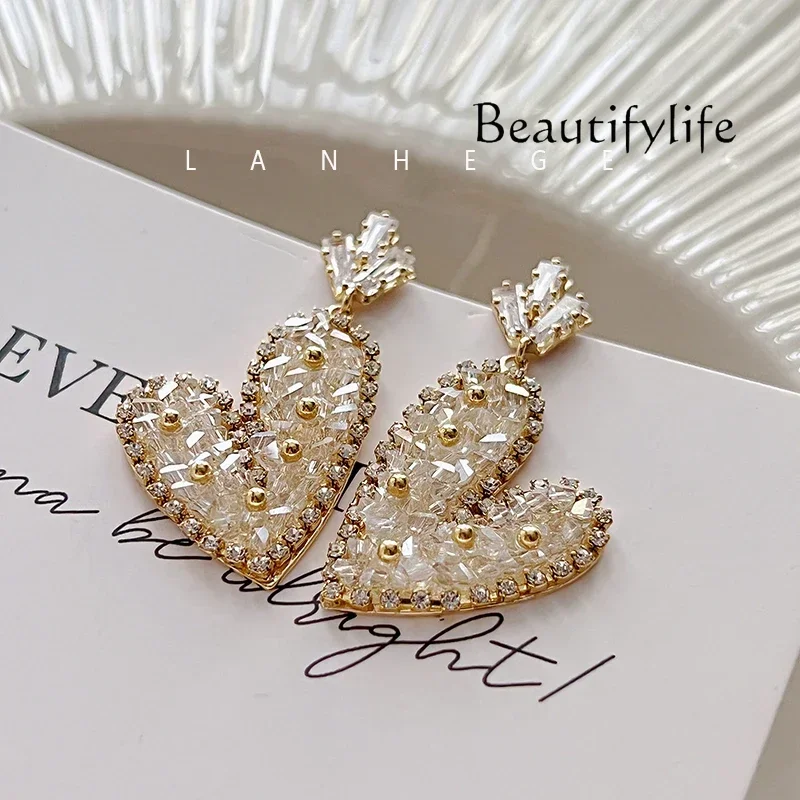 Nordic simple and high-end heart-shaped synthetic crystal diamond stud earrings fashion earrings earrings women