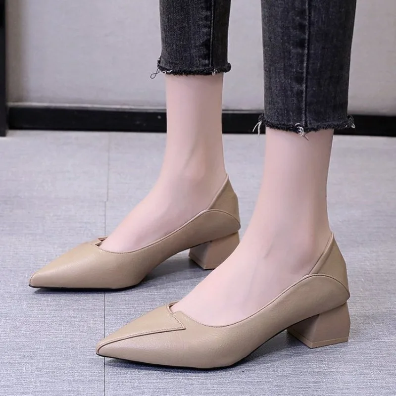 

2026 High Heels Women New Korean Style Pointed Shallow Mouth Thick Heel Fashion Shoes