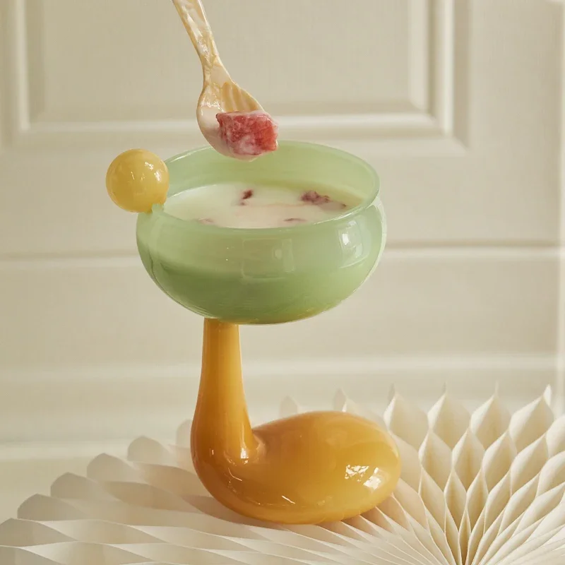 Creative Colorful Glass Goblet Ice Cream Bowl Glass Cup Cold Drink Fruit Tea Dessert Cup Decorative Drinkware Water Bottle