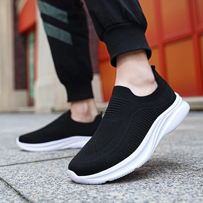 Men's Shoes New Mesh Casual Socks Short and Chubby Sports Shoes Popular Flat Bottomed Pants Cheap Running Shoes Men's Shoe Brand