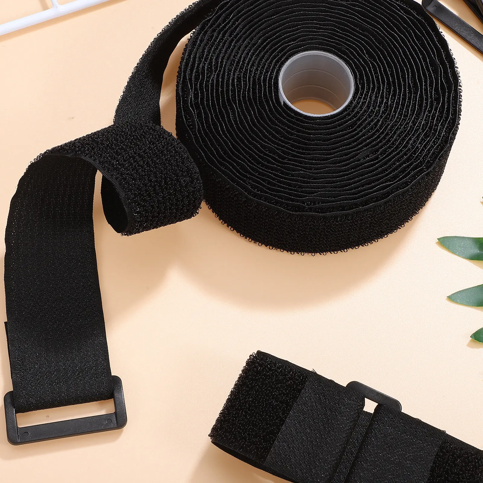 Reusable Hook and Loop Cable Straps Self Stick Cinch Straps Cut to Size Wear Resistant Cord Organizer for Office Home Garage