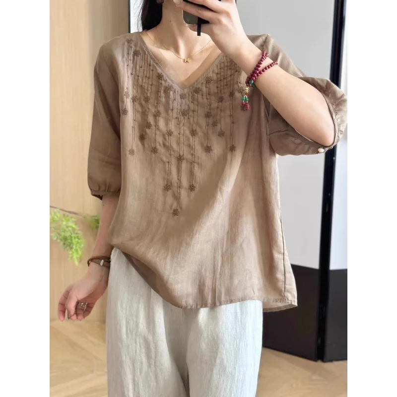 

Женская бежевая блузка с V-образным вырезом, рукавом до локтя, вышивкой, свободного кроя, из смесового льна, повседневная