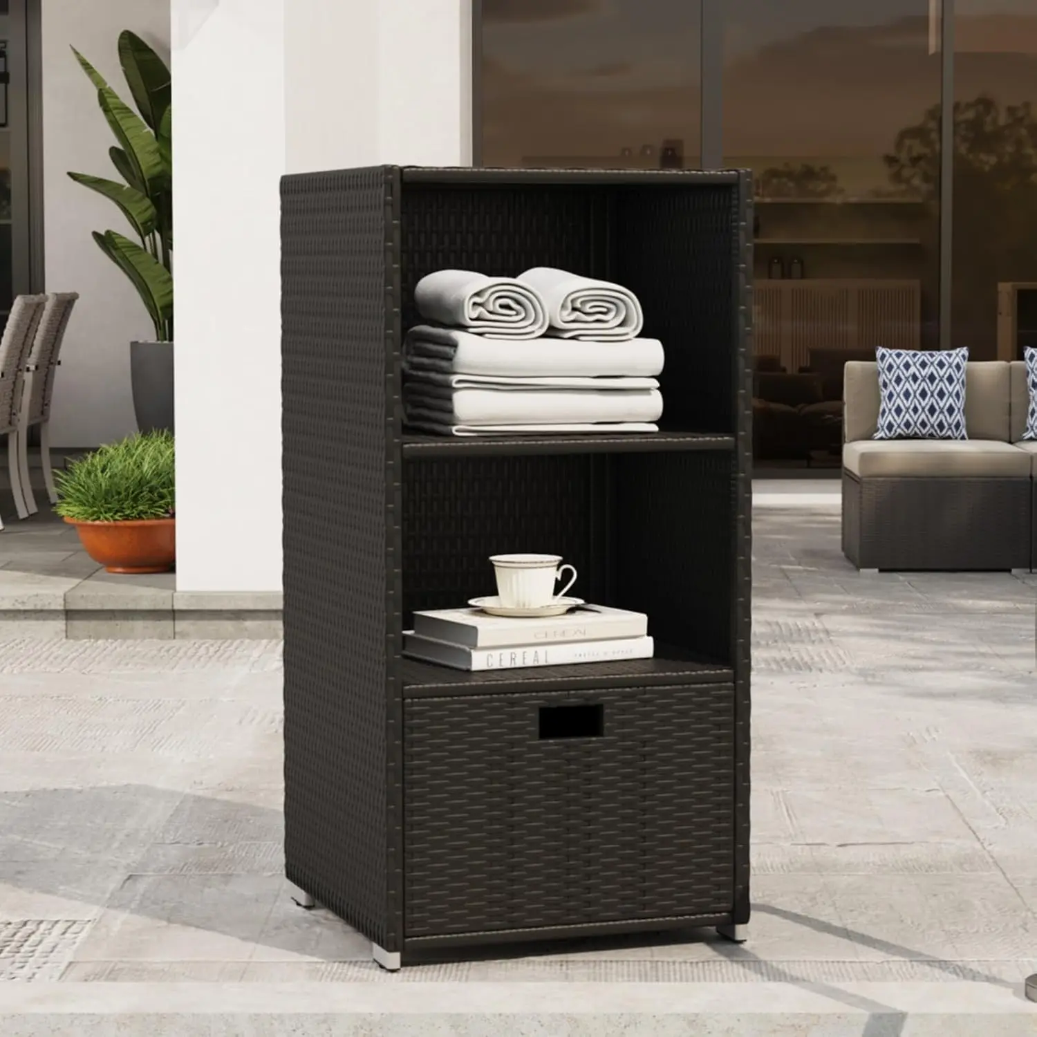 Outdoor Pool Towel Rack Cabine