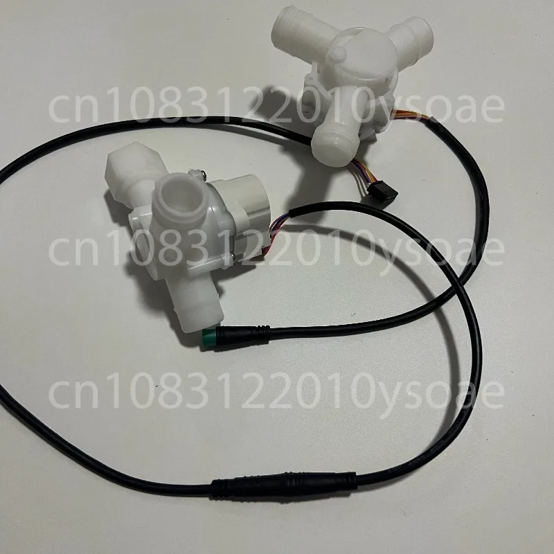 Smart Toilet Accessory: Flush Water Distributor Converter for Switching Between Upper and Lower Flushes 1PC