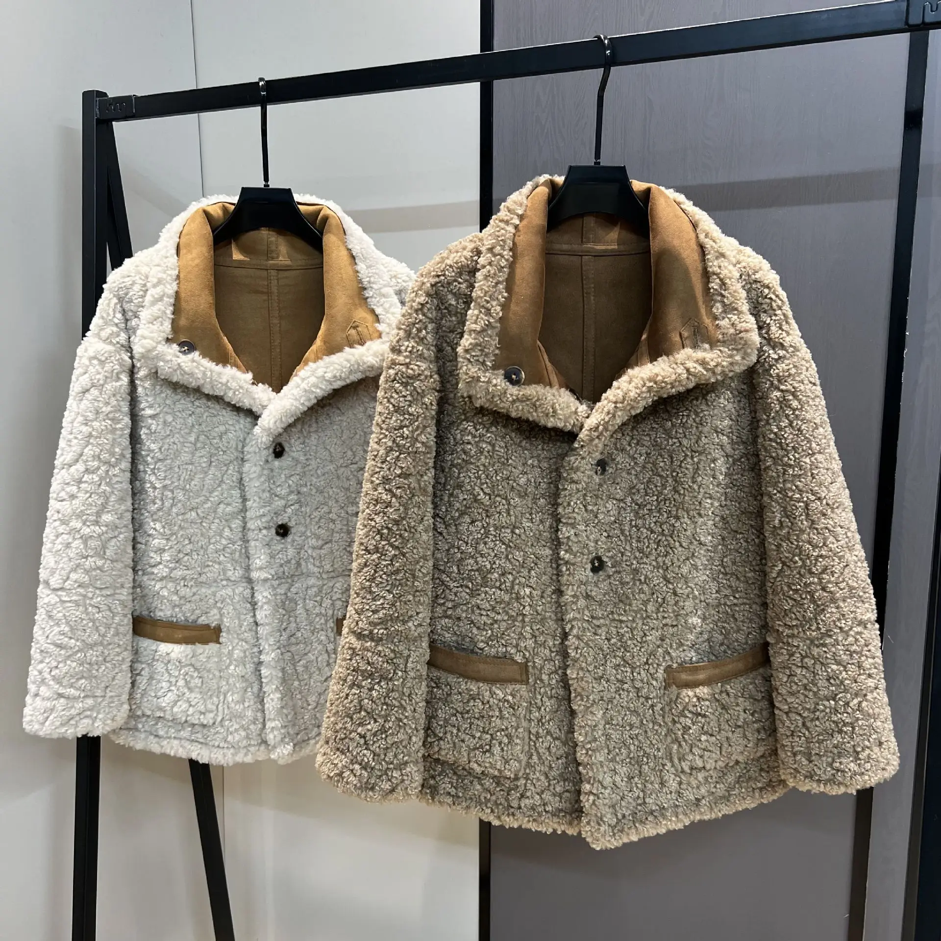 Faux Wool Sheepskin Coat for Women 2025 Winter New Suede Reversible Thickened Warm Women's Faux Fur Coat