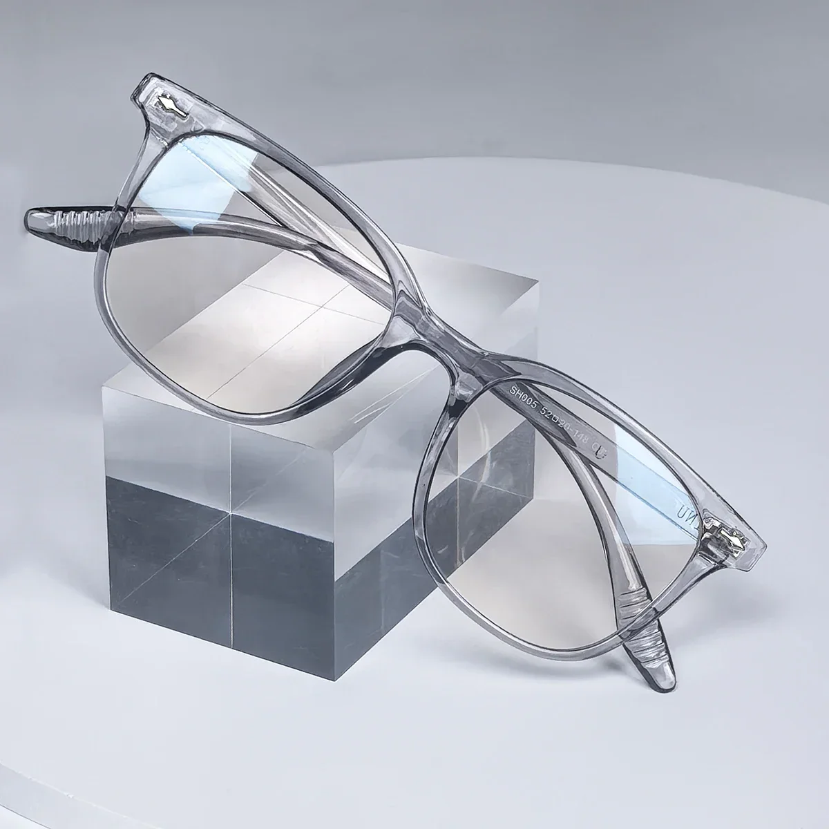 SHINU نظارات كمبيوتر تحجب الضوء الأزرق عدسة حمراء لنوم أفضل عدسة برتقالية لفترة طويلة نظارات راحة الألعاب للرجال والنساء