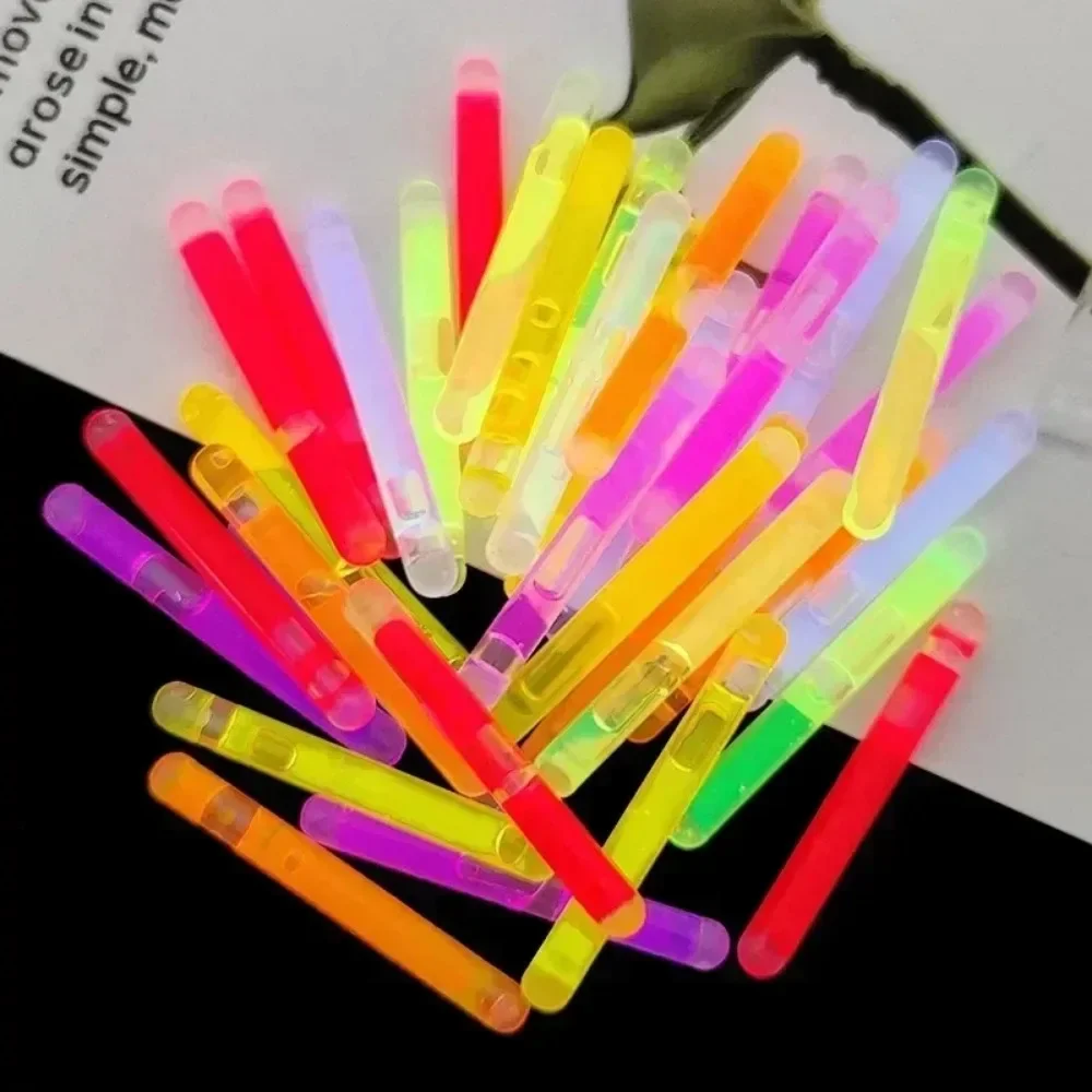 Mini palos brillantes a granel, recuerdos de fiesta, palo fluorescente, herramienta de iluminación de pesca, regalo para niños, decoración de cumpleaños y boda, 10/50 Uds.