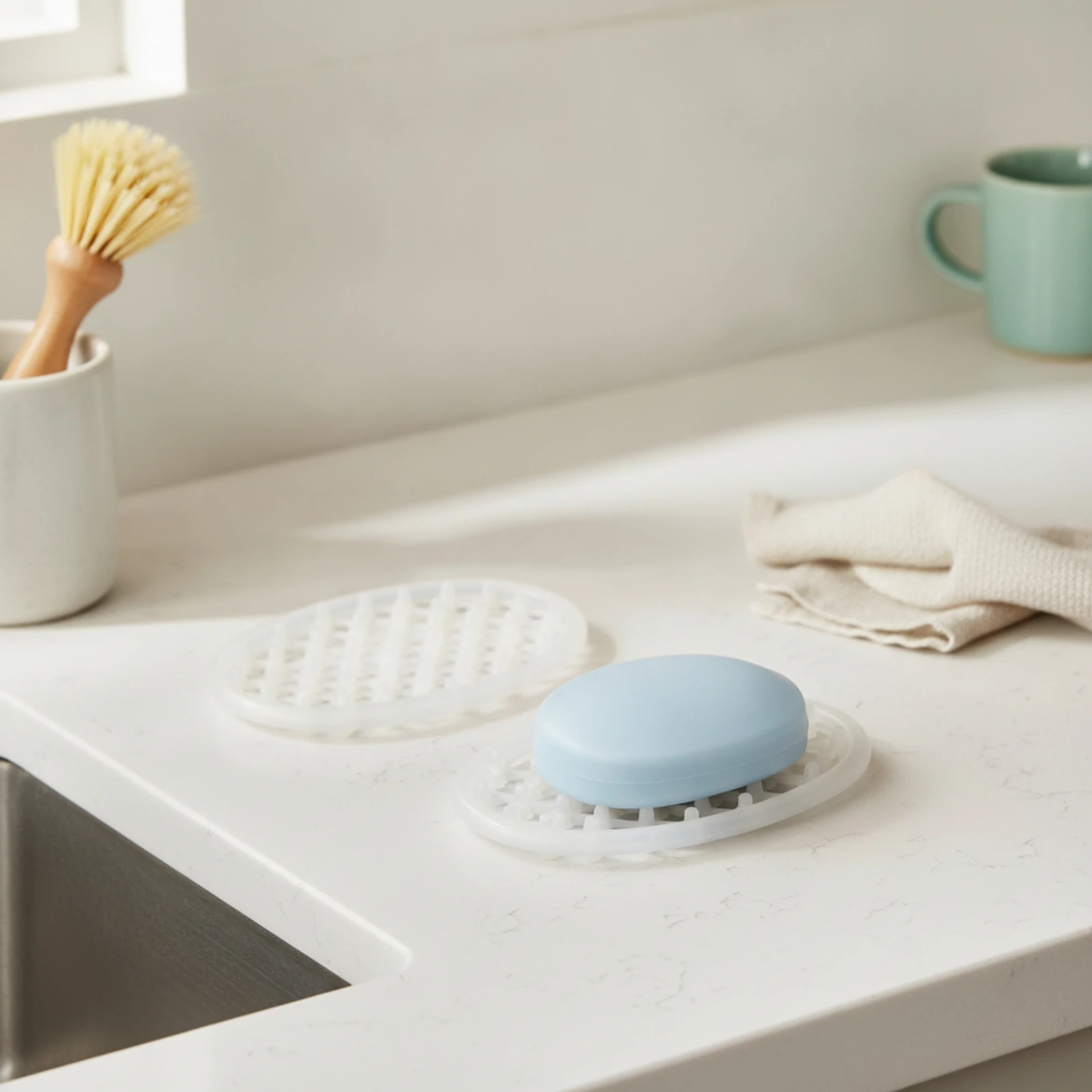 3 Pieces Silicone Soap Holder Flexible Soap Dish with Drainer Shatterproof Soft for Shower, Bathroom Sink