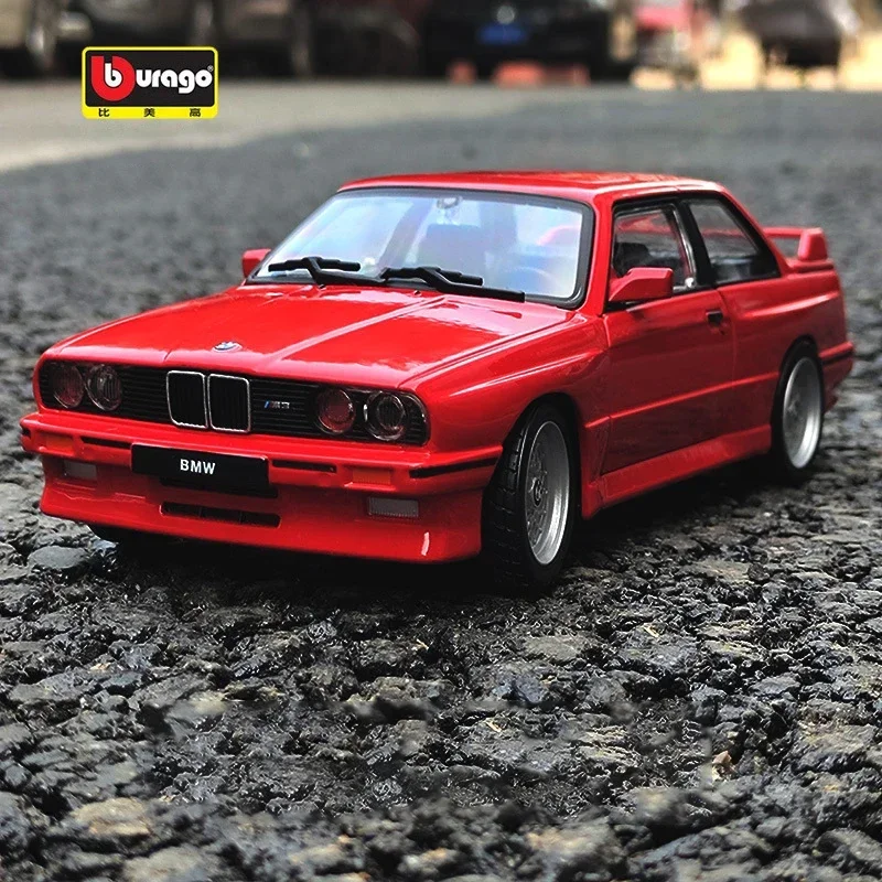 Bburago 1:24 1988 BMW M3 E30 Sports Car Alloy Model Diecasts Metal Toy Classic Car Model High Simulation Childrens Gift B784