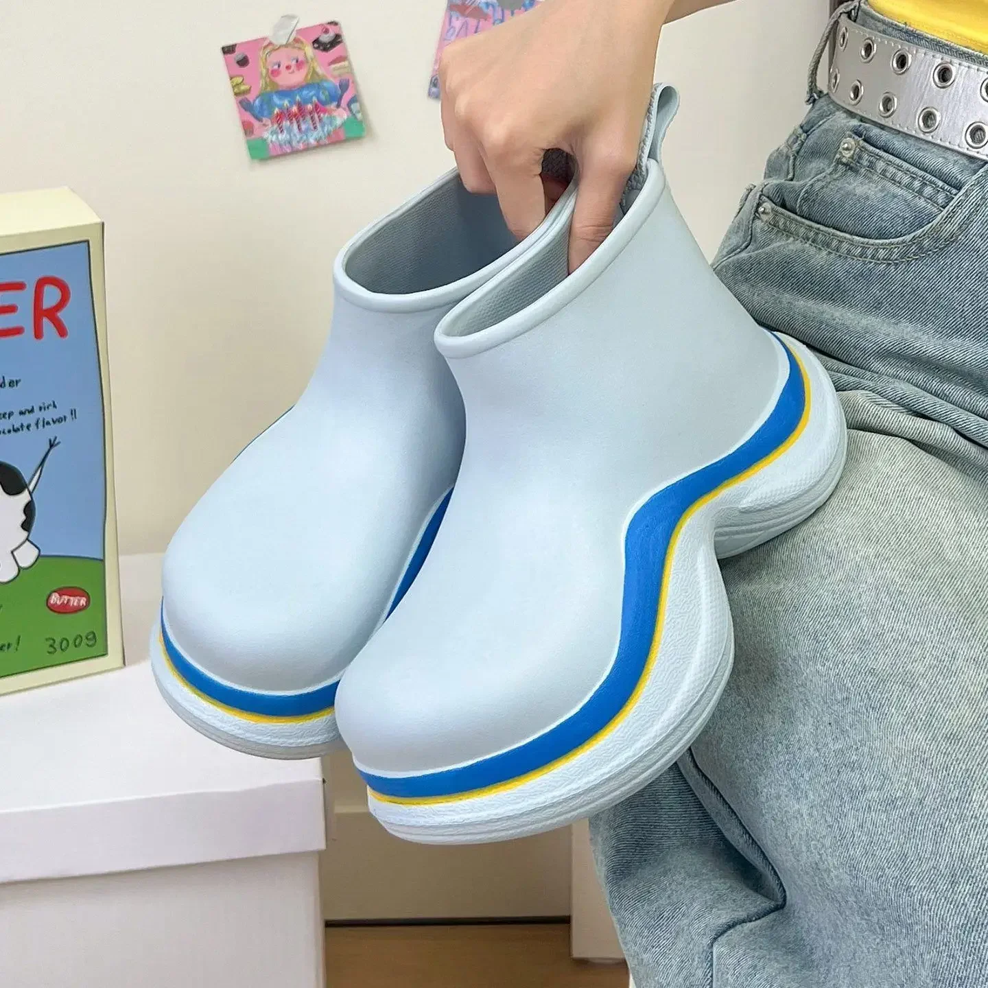 

Spring Summer Platform Color Blocked Raised Round Toe Closed Toe Rain Boots for Women Casual Outdoor Rain Shoes Korean Style