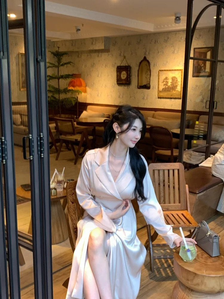 

Оригинальная шелковистая юбка-трапеция Wcouture из материала против морщин с эффектом утяжки талии, длинная ветровка из полиэстера 00%