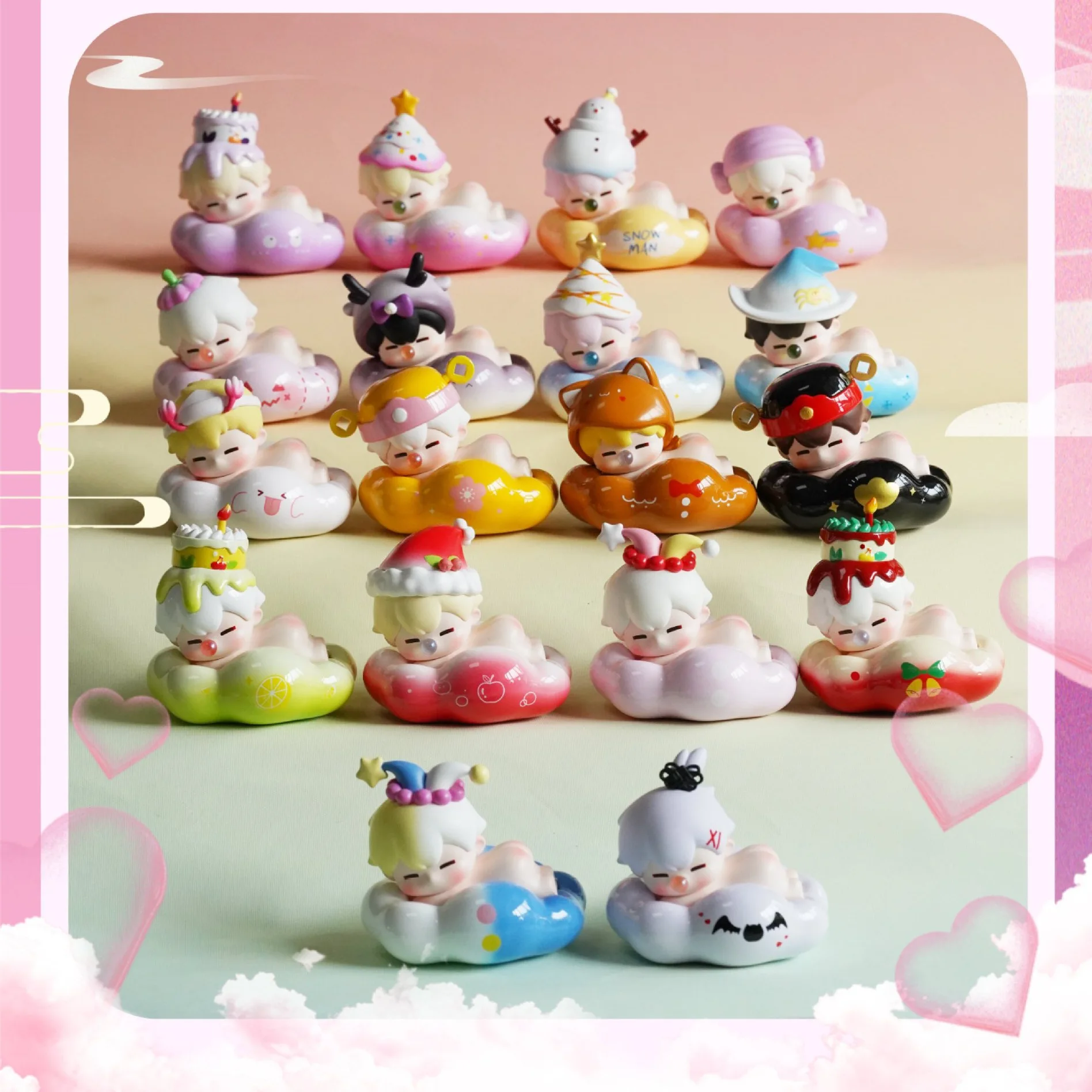 

Genuine farty four generations of clouds and colorful world series trendy blind box toys handheld office doll gifts