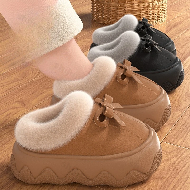 

Женские хлопковые тапочки на платформе, новые зимние нескользящие модные хлопковые туфли с бантом, увеличивающие рост, плюшевая утепленная домашняя обувь